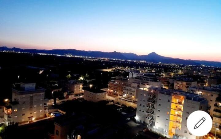 Apartamento Vistas Al Mar, 11 Planta, 50M Playa!! Мирамар Екстериор снимка