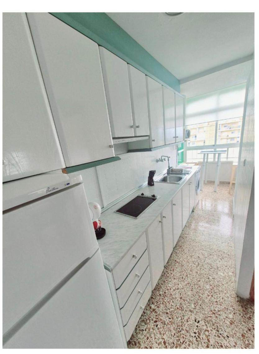Apartamento Vistas Al Mar, 11 Planta, 50M Playa!! Мирамар Екстериор снимка